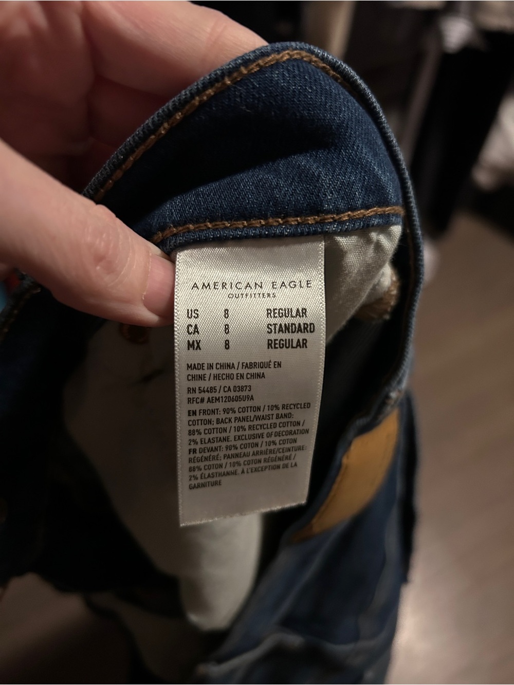 American Eagle 🦅 Dreamy Drape Strigid Barrel Jeans - Picture 6 of 8